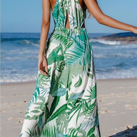 CUPSHE Women's Leafy Cutout Maxi Sleeveless Dress - Picture 3 of 11